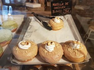 White nutella at Bite Me Cafe in Madrid