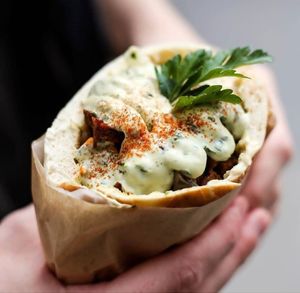 Vegan shawarma (Middle Eastern kebab) in a pita pocket. Available for free home deliveries.
Our pita pocket kits comes with the vegan kebab, hummus, garlic tahini and pita pockts at Hamsa Hummus Bar and Vegan Shawarma in Melbourne