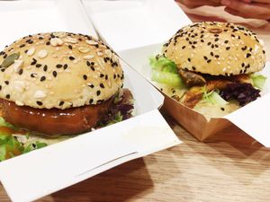 2 burgers at grEAT in Central Singapore