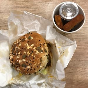 The set at grEAT in Central Singapore