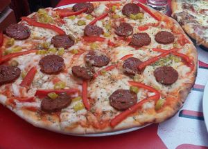 Pizza at Tommate in Galapagar