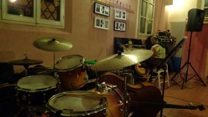 A jazz pianist entertains the diners. at Ghirba Biosteria della Gabella in Reggio Emilia