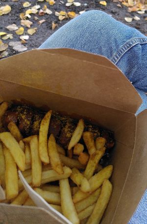 Vegan currywurst at Schanzen Döner in Hamburg