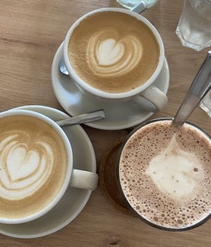 Cappuccinos(oat milk) including one decaf (was one of the best decaf I’ve had)  at Paledo in Hamburg
