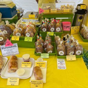 More than 10 types of banana bread including gluten-free and gluten-free/no added sugar versions at Bananarama Bakery in Pahoa