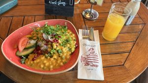 Kichererbsen, Thai Curry  at Pferdestall in Borkum