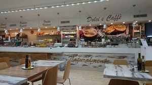 Seating area inside at Naturalmente in Assago