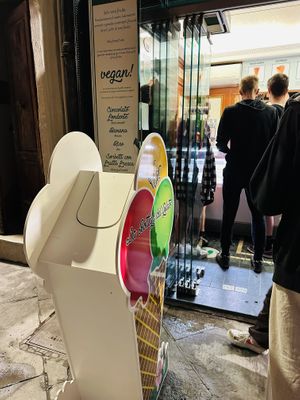   at La Bottega del Gelato in Pisa