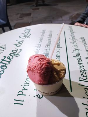  at La Bottega del Gelato in Pisa