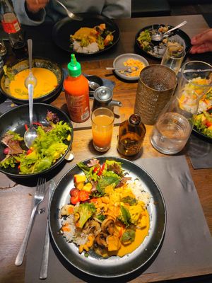 Mixed mains at Wokshop in Rungsted