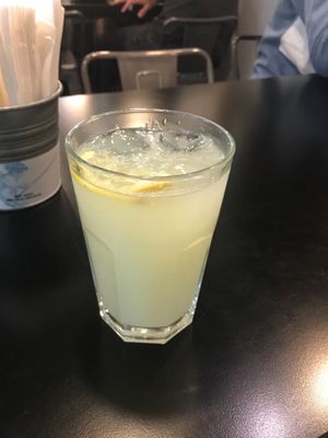Limonada ( muito boa ) at Hamburgueria do Bairro - Parque das Nações in Lisbon