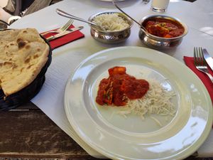 Tofu makhani plus roti at Tadka Indisches in Zurich