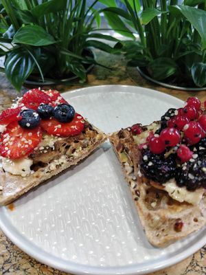 Sweet waffles at VanFruct Campineanu in Bucharest