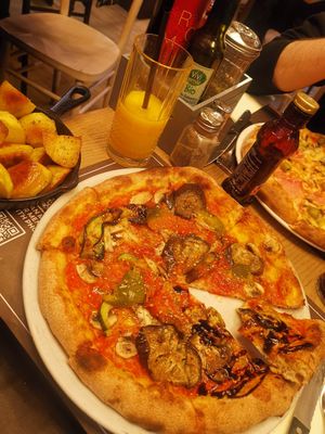  at Pizza in Trevi in Rome