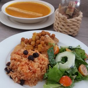 CREMAS CON INGREDIENTES ORGANICOS at Natural Gourmet Punto Saludable in Medellin