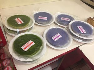 Tapioca jelly plate things at Dong Hung Vien Bakery in Westminster