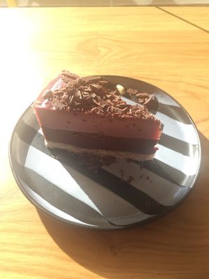 Raw love with strawberries at Cafe Parallel 43 in Sofia