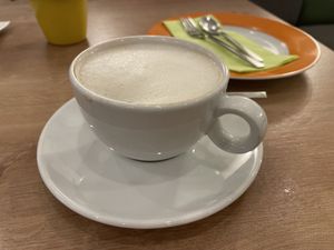 Kaffee mit Hafermilch oder Sojamilch  at Cafe Alter Markt in Euskirchen
