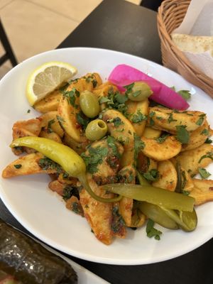 Spicy potato dish #Veganuary at Niedaleko Damaszku in Warsaw