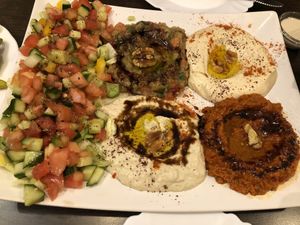 Sharing plate at Niedaleko Damaszku in Warsaw