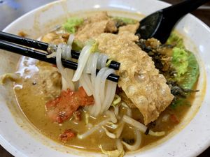 Laksa 2 at Yi Xin Vegetarian 一心素食 in Central Singapore