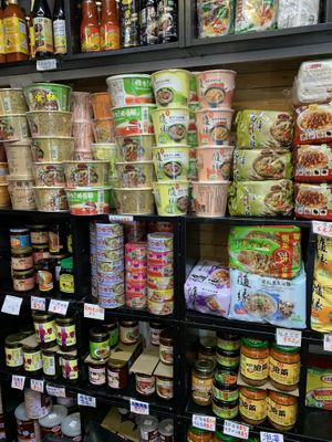 Food at Yi Xin Vegetarian 一心素食 in Central Singapore