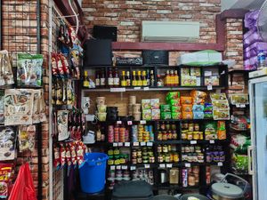 Assorted items at Yi Xin Vegetarian 一心素食 in Central Singapore