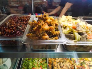 Dishes at Yi Xin Vegetarian 一心素食 in Central Singapore