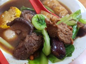  at Yi Xin Vegetarian 一心素食 in Central Singapore