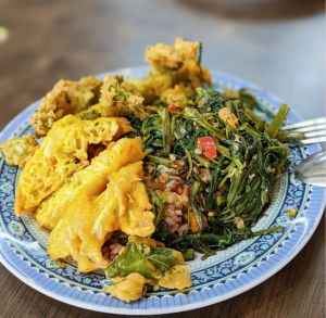  at Yi Xin Vegetarian 一心素食 in Central Singapore