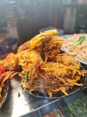 ~ 2/11/22 at Yi Xin Vegetarian 一心素食 in Central Singapore