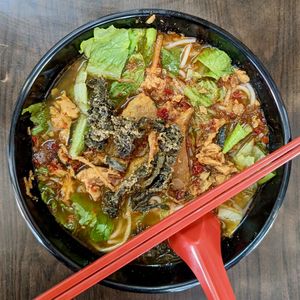 Penang Assam Laksa at Yi Xin Vegetarian 一心素食 in Central Singapore