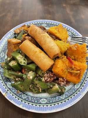   at Yi Xin Vegetarian 一心素食 in Central Singapore