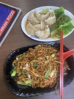   at Yi Xin Vegetarian 一心素食 in Central Singapore