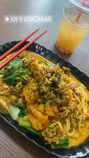  at Yi Xin Vegetarian 一心素食 in Central Singapore
