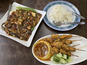 Tofu, satay, ricee  at Yi Xin Vegetarian 一心素食 in Central Singapore