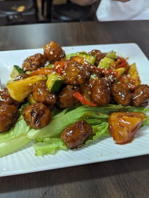 Sweet and sour pork at Yi Xin Vegetarian 一心素食 in Central Singapore