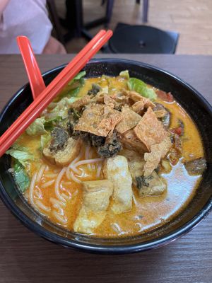   at Yi Xin Vegetarian 一心素食 in Central Singapore