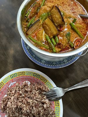   at Yi Xin Vegetarian 一心素食 in Central Singapore