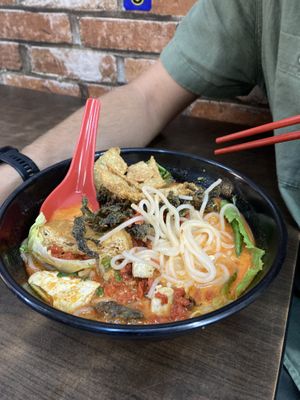 Laksa  at Yi Xin Vegetarian 一心素食 in Central Singapore