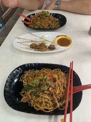   at Yi Xin Vegetarian 一心素食 in Central Singapore