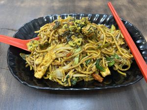 Mee goreng   at Yi Xin Vegetarian 一心素食 in Central Singapore