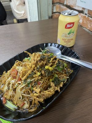   at Yi Xin Vegetarian 一心素食 in Central Singapore