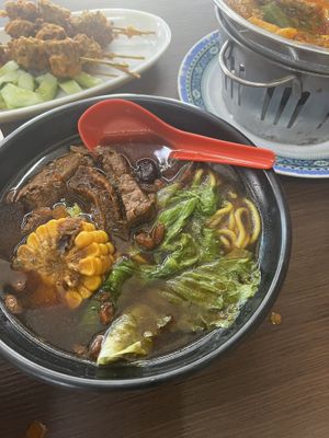   at Yi Xin Vegetarian 一心素食 in Central Singapore