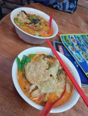 Laksa at Yi Xin Vegetarian 一心素食 in Central Singapore