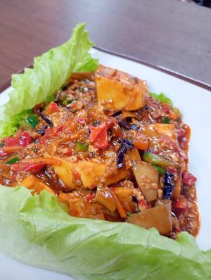 Spicy tofu at Yi Xin Vegetarian 一心素食 in Central Singapore