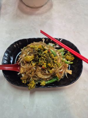 fried vermicelli at Yi Xin Vegetarian 一心素食 in Central Singapore