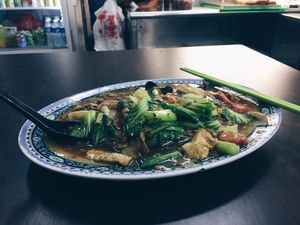 Hor fun ($4.50) at Yi Xin Vegetarian 一心素食 in Central Singapore