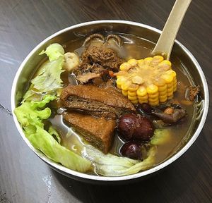 Bak kut teh mee sua at Yi Xin Vegetarian 一心素食 in Central Singapore