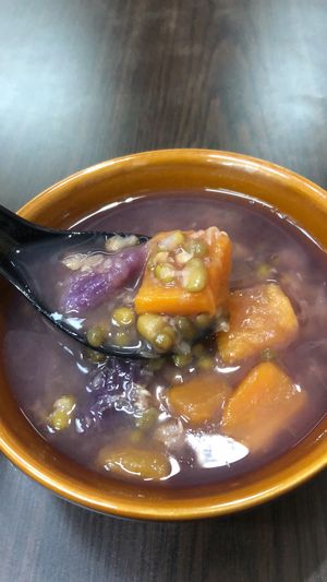 Green Bean Sweet Potato Soup (Dessert) at Yi Xin Vegetarian 一心素食 in Central Singapore